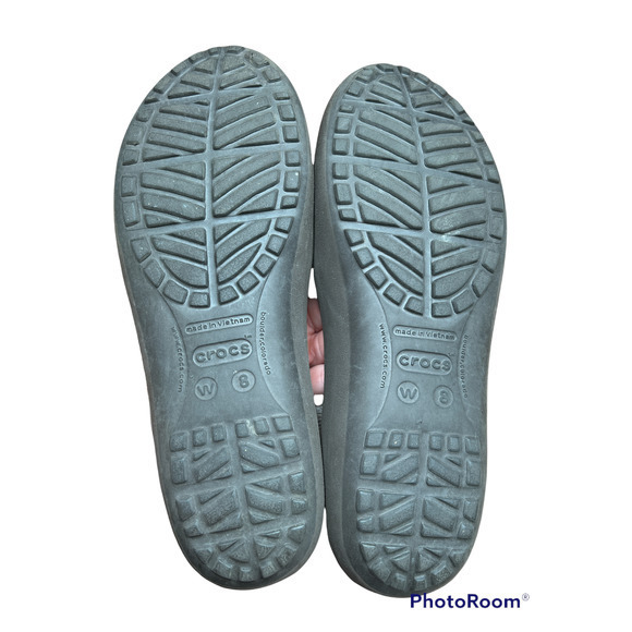 Brown crocs size 8 - Picture 2 of 2